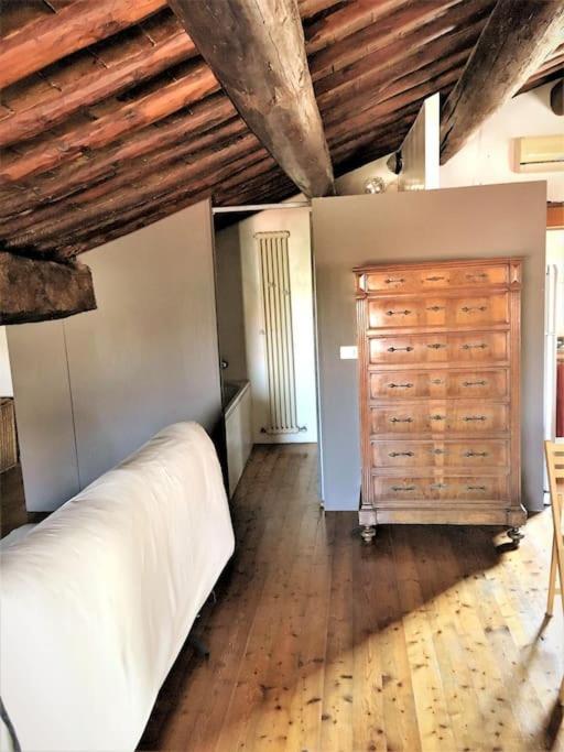 Romantic Studio In The Historical Heart Of Padova Luaran gambar